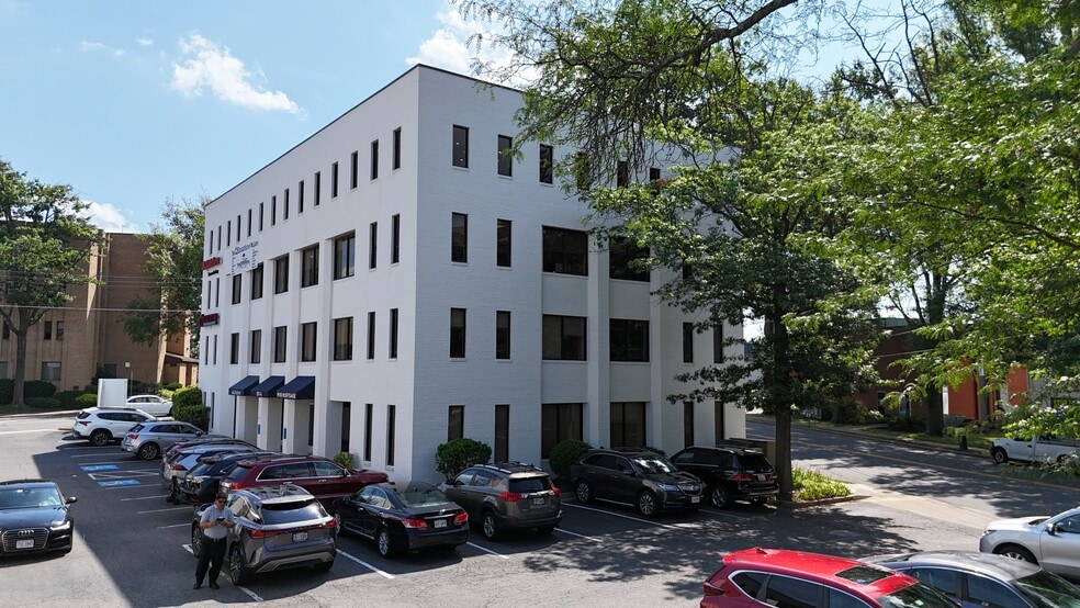 1311 Dolley Madison Blvd, McLean, VA for lease - Building Photo - Image 1 of 13