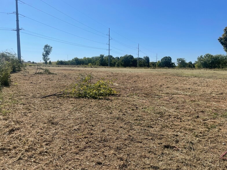 703 S Goad Springs St, Lowell, AR for sale - Building Photo - Image 2 of 10