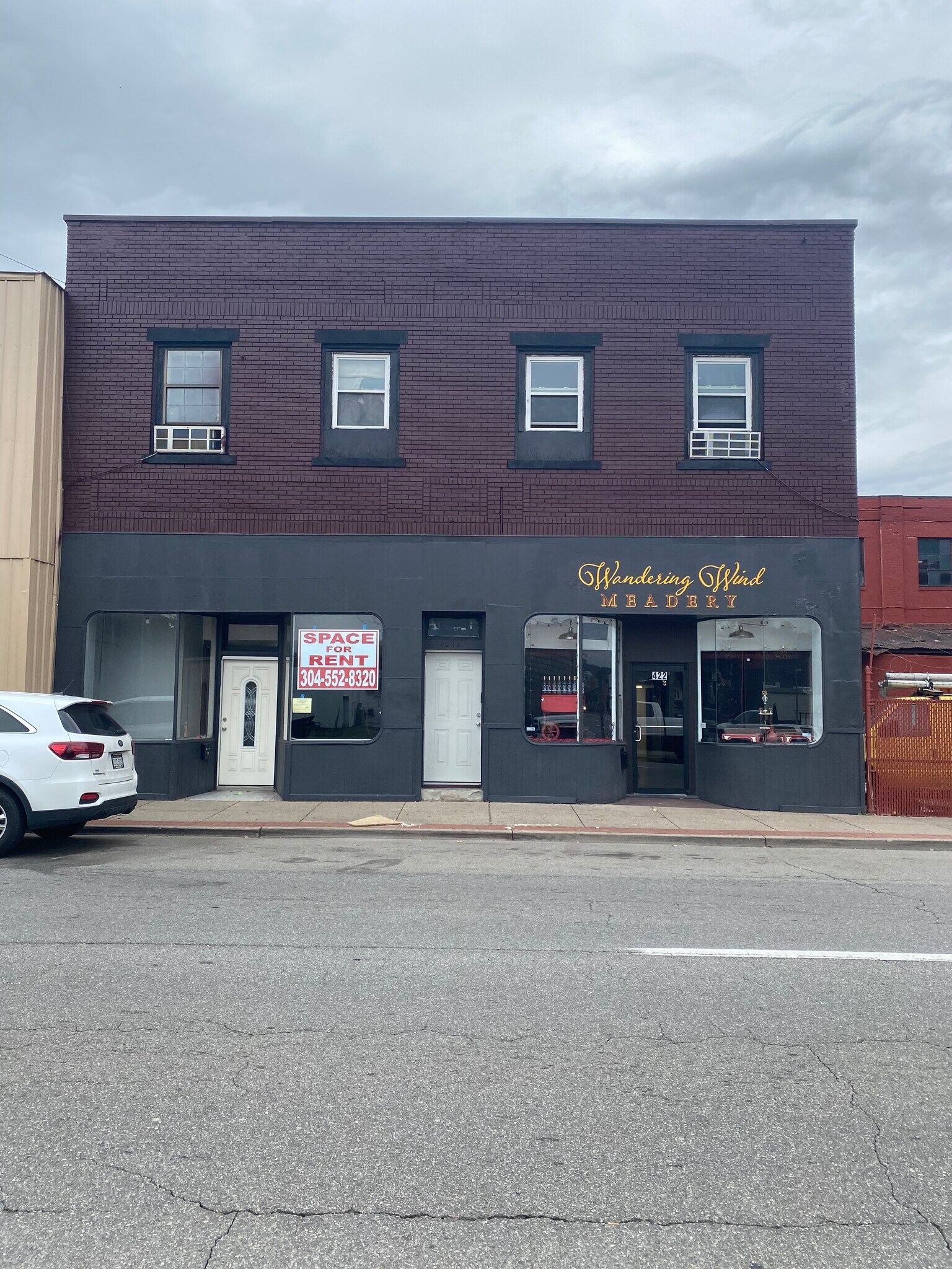 422424 Washington St W, Charleston, WV 25302