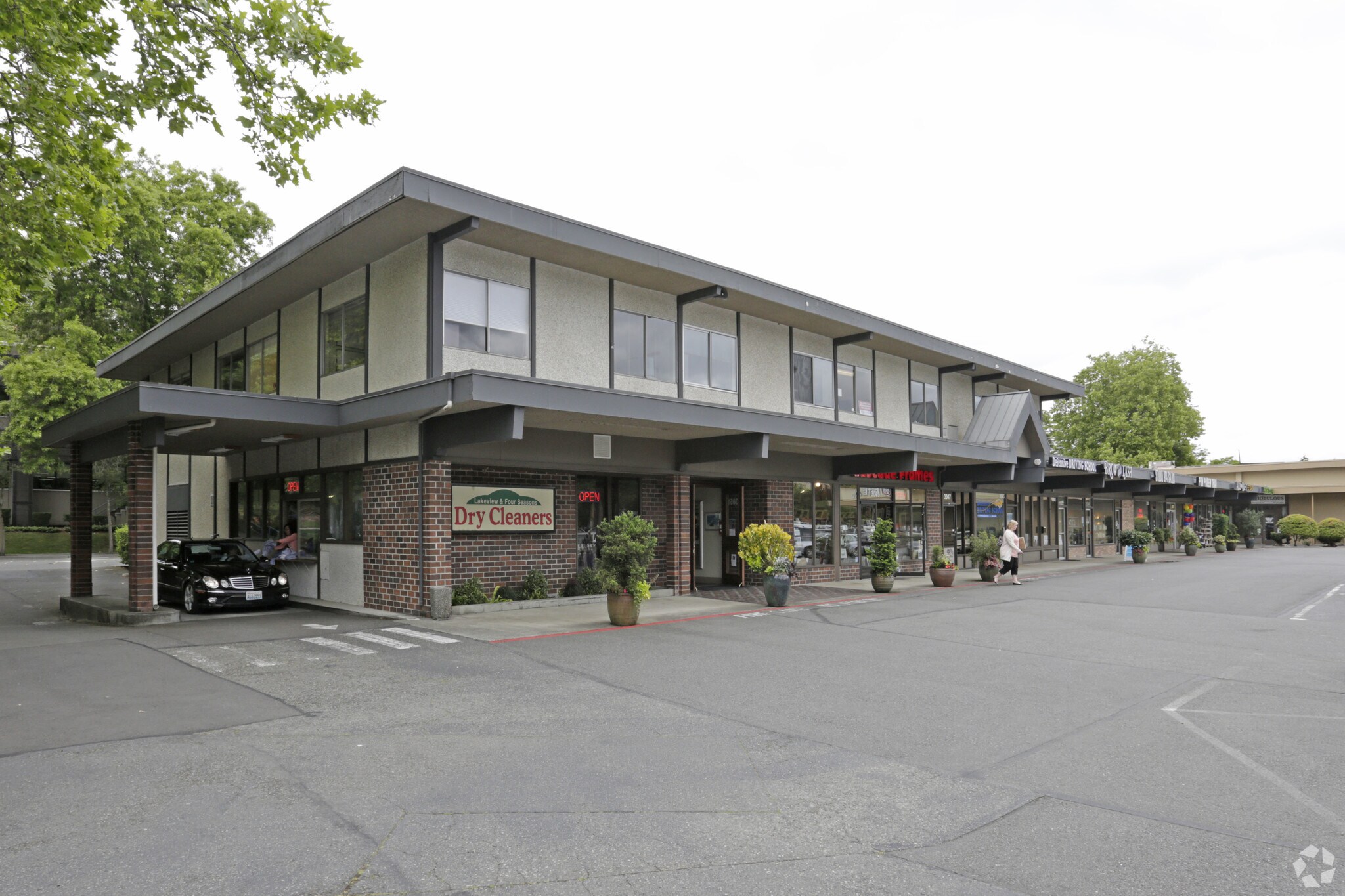 3023-3051 78th Ave SE, Mercer Island, WA for sale Primary Photo- Image 1 of 1