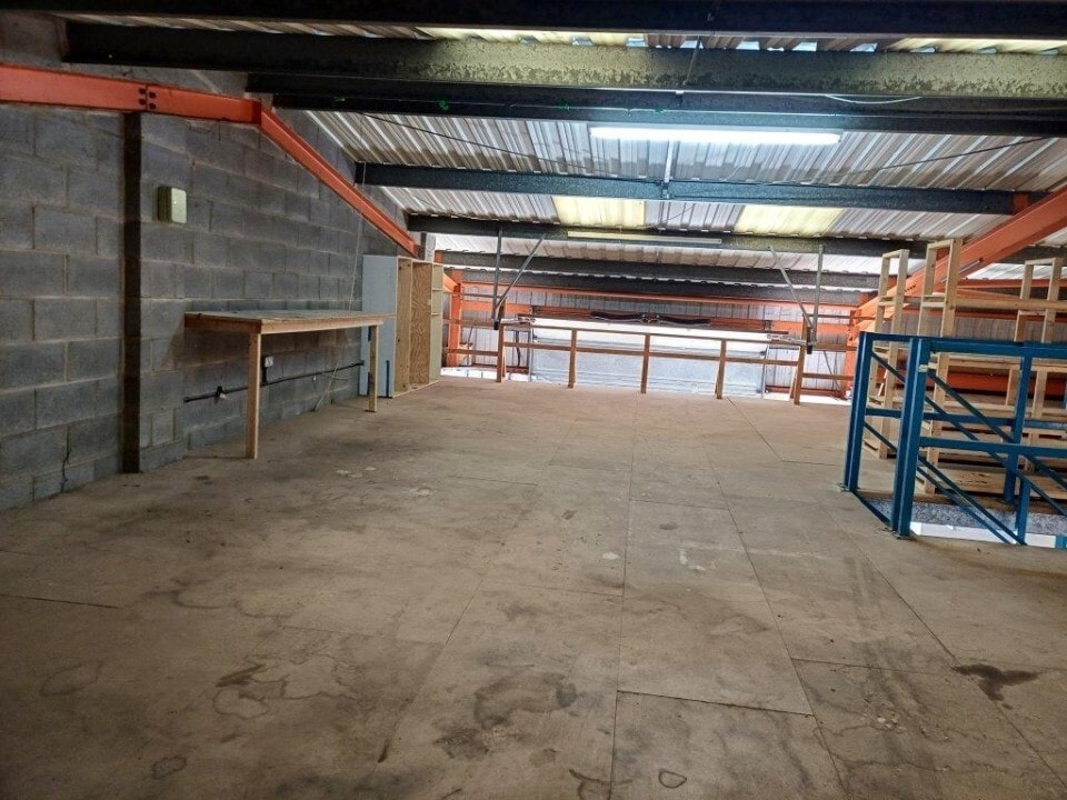 6-8 Henson Clos, Kettering for lease Interior Photo- Image 1 of 2