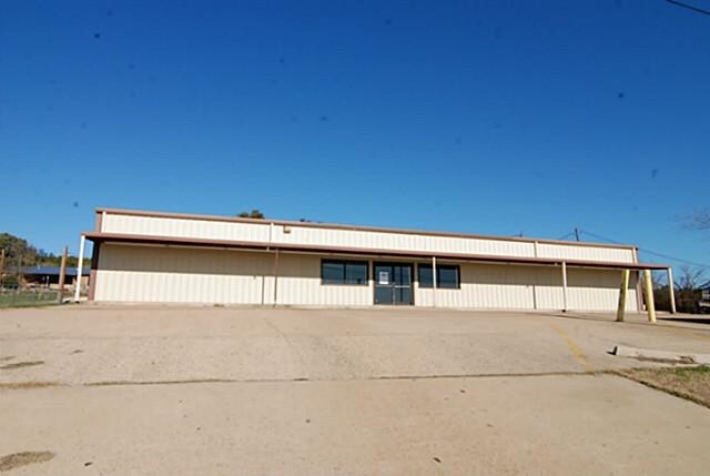 604 SW Big Bend Trl, Glen Rose, TX for sale - Primary Photo - Image 1 of 1