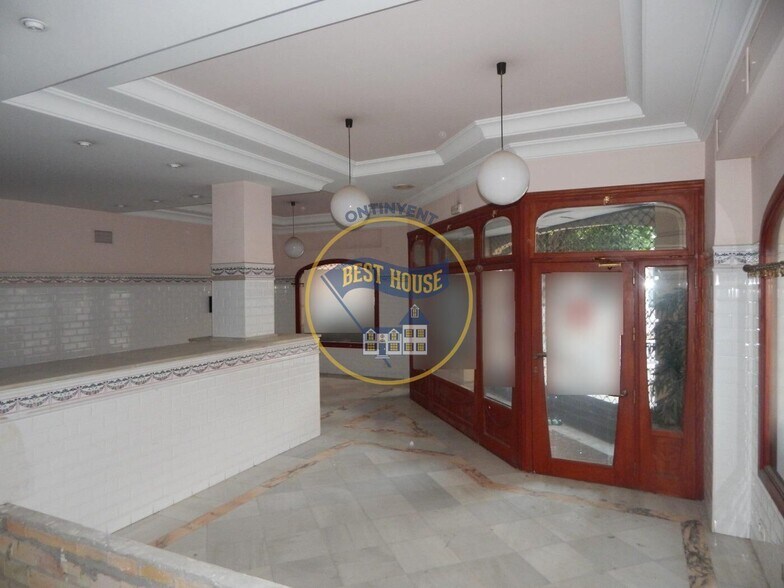 Retail in Ontinyent for lease - Building Photo - Image 2 of 8