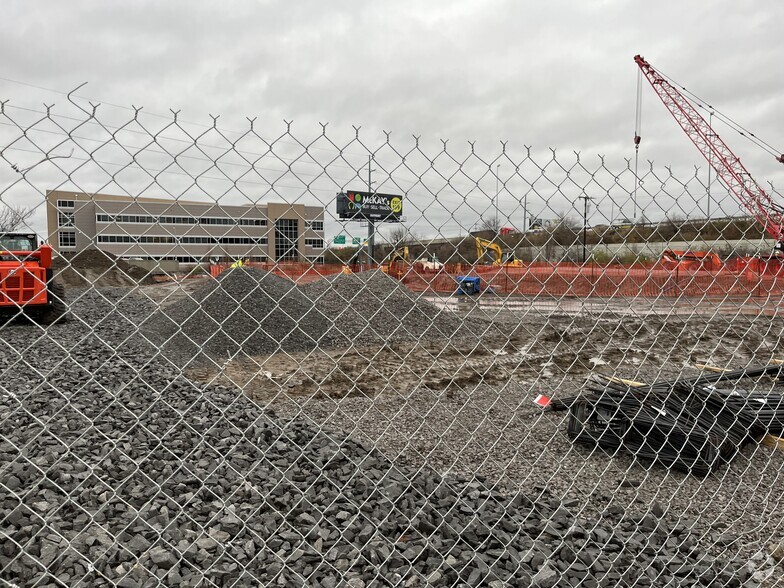 405 40th Ave N, Nashville, TN for sale - Primary Photo - Image 1 of 1