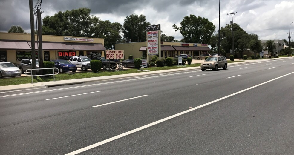1631-1639 N Cocoa Blvd, Cocoa, FL for sale - Building Photo - Image 1 of 1