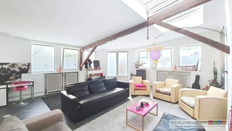 Office in Paris for sale - Building Photo - Image 2 of 30