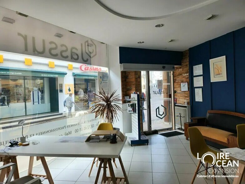 Retail in Pornic for sale - Interior Photo - Image 2 of 5