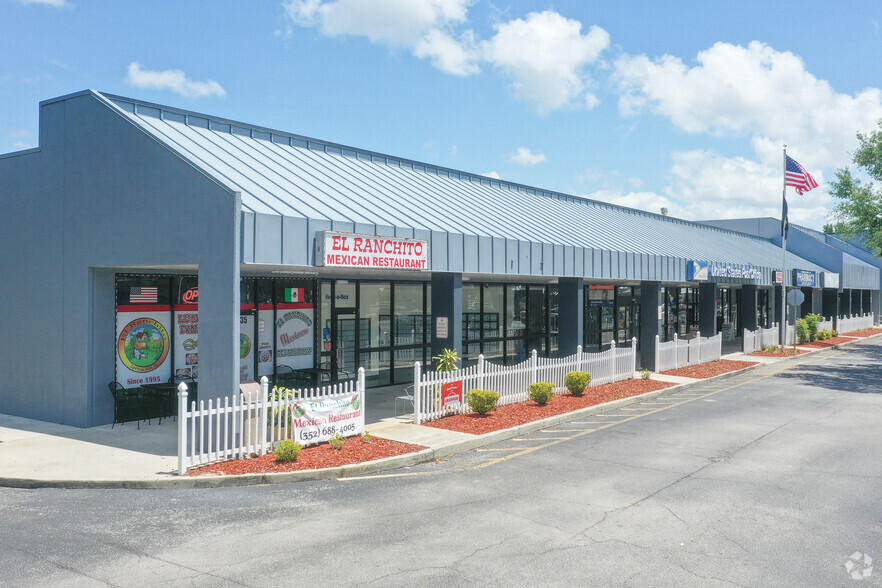 7325-7429 Spring Hill Dr, Spring Hill, FL for lease - Building Photo - Image 3 of 5