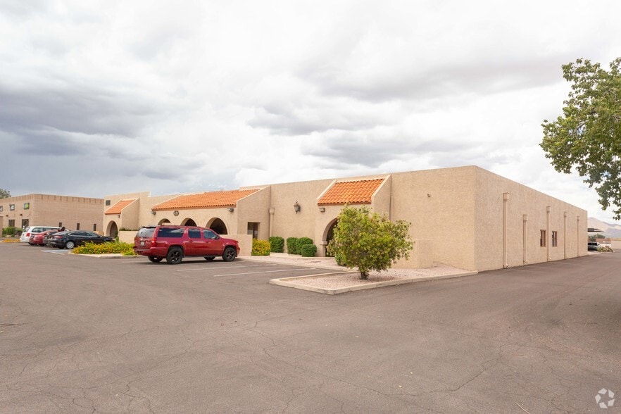 7360 E Acoma Dr, Scottsdale, AZ for lease - Building Photo - Image 2 of 5