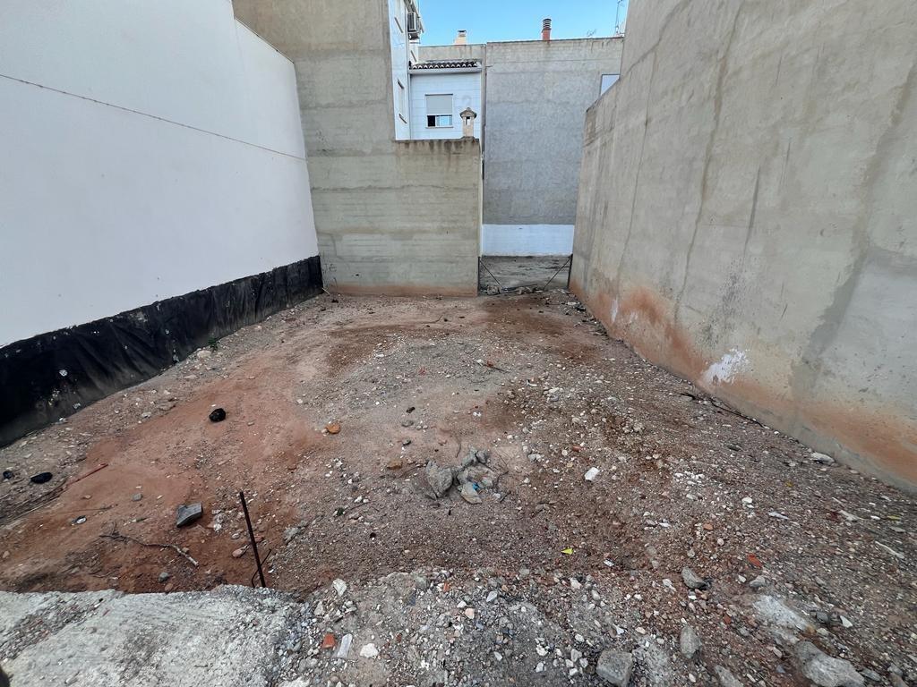 Land in Llíria, Valencia for sale Building Photo- Image 1 of 6