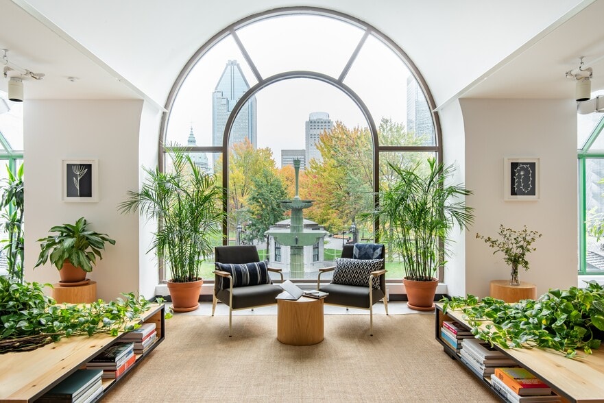 1010 Rue Sainte-Catherine O, Montréal, QC for lease - Interior Photo - Image 3 of 20
