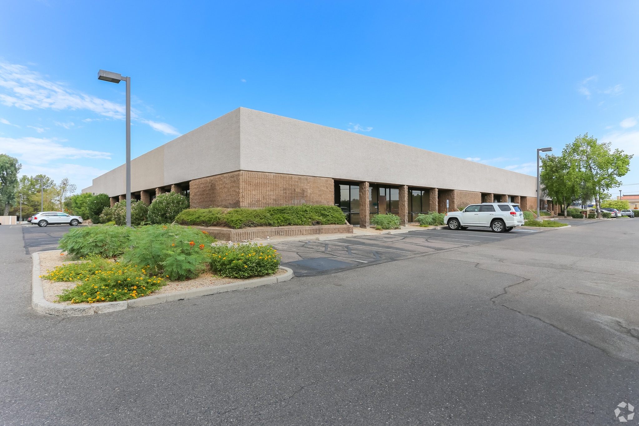 21640 N 19th Ave, Phoenix, AZ for lease Primary Photo- Image 1 of 7