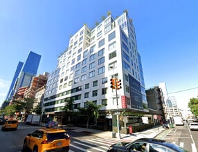 511 9th Ave, New York, NY for lease Building Photo- Image 1 of 5