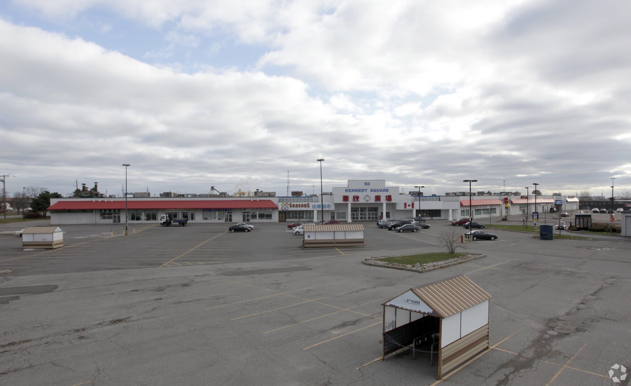 50 Kennedy Rd S, Brampton, ON for sale Primary Photo- Image 1 of 1