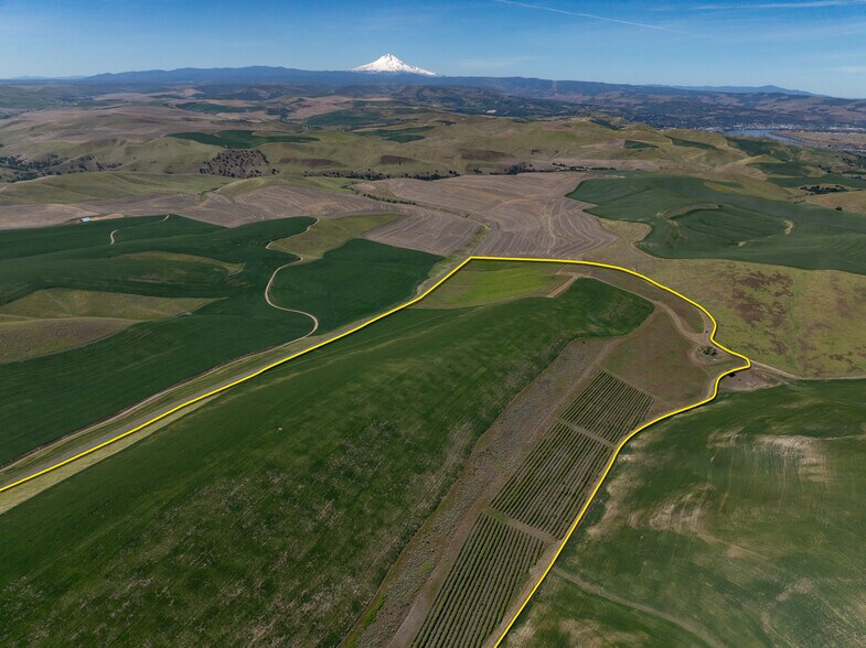 Emerson Loop Rd loop, The Dalles, OR for sale - Aerial - Image 2 of 7