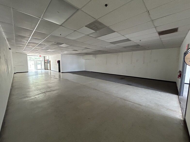 3001-3015 Mountain Rd, Pasadena, MD for lease - Building Photo - Image 3 of 8