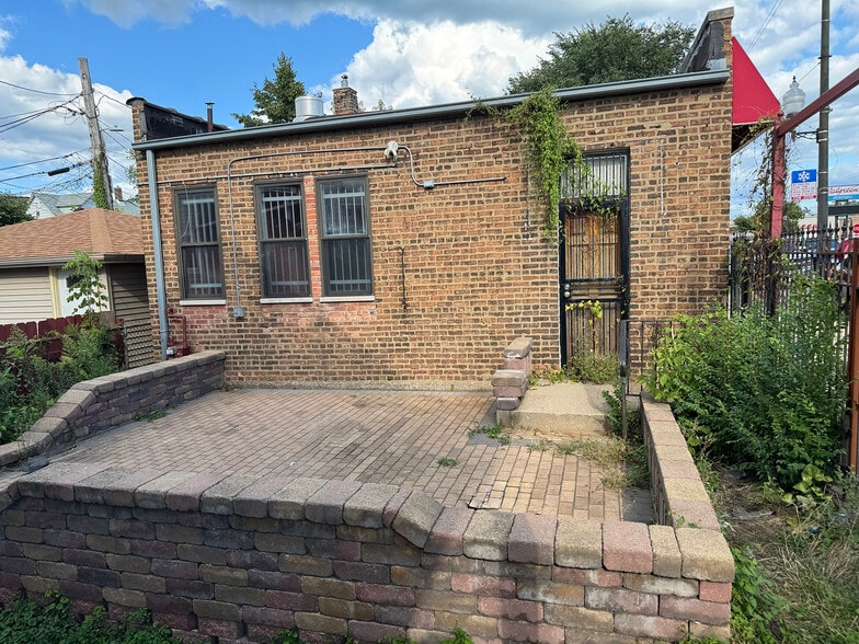 3544 106th St E, Chicago, IL for lease - Building Photo - Image 2 of 7