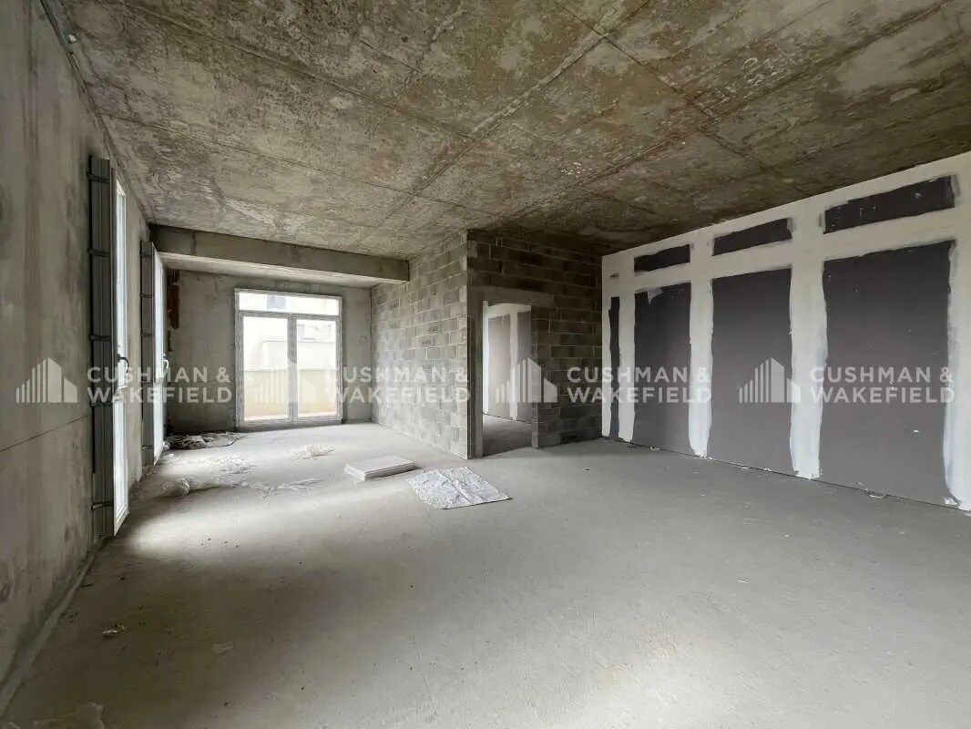 Office in Manosque for sale Building Photo- Image 1 of 10