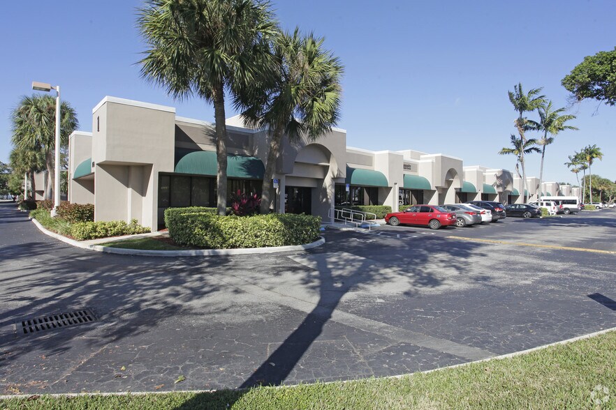 6555 Powerline Rd, Fort Lauderdale 33309