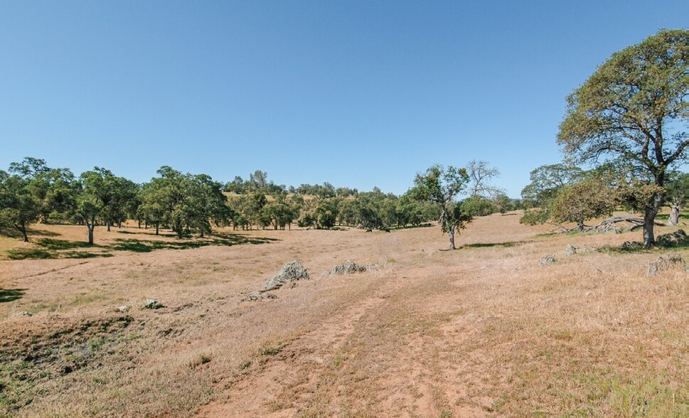 O Byrnes Ferry Rd, Copperopolis, CA for sale - Primary Photo - Image 1 of 2