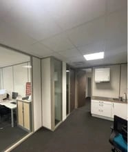 Office in Caluire-et-Cuire for lease Interior Photo- Image 2 of 4