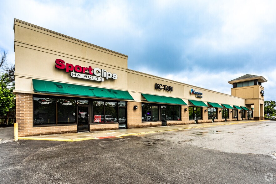 8815-8829 Metcalf Ave, Overland Park, KS for lease - Primary Photo - Image 1 of 10