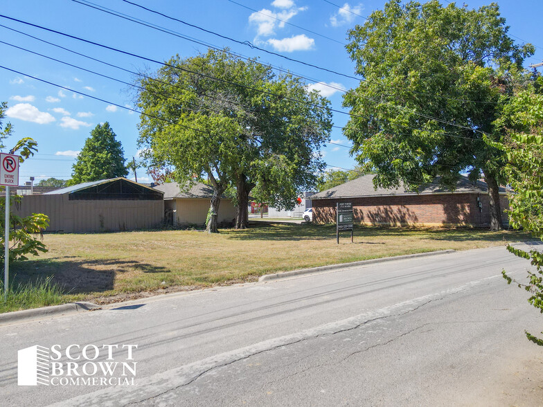 606 Wainwright St, Denton, TX for sale - Primary Photo - Image 1 of 8