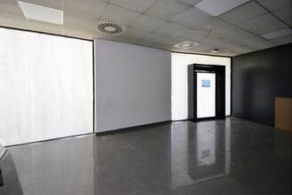 Retail in Igualada, Barcelona for lease Interior Photo- Image 1 of 2
