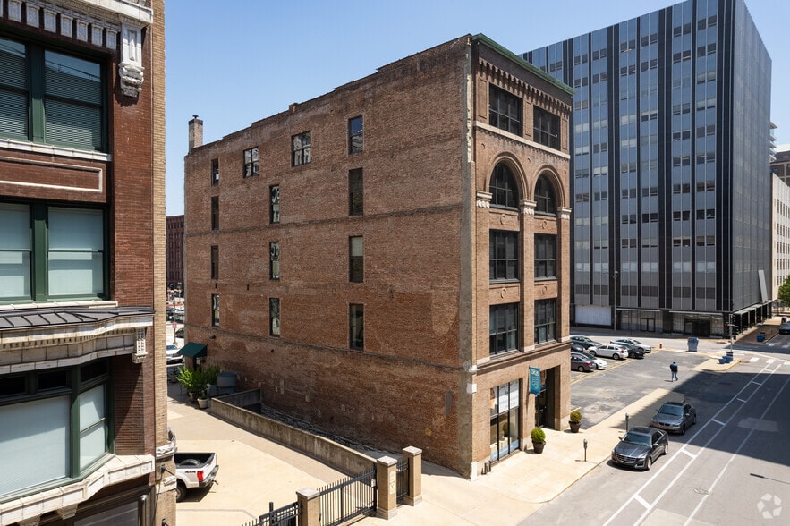 1113-1115 Locust St, Saint Louis, MO for sale - Building Photo - Image 1 of 15