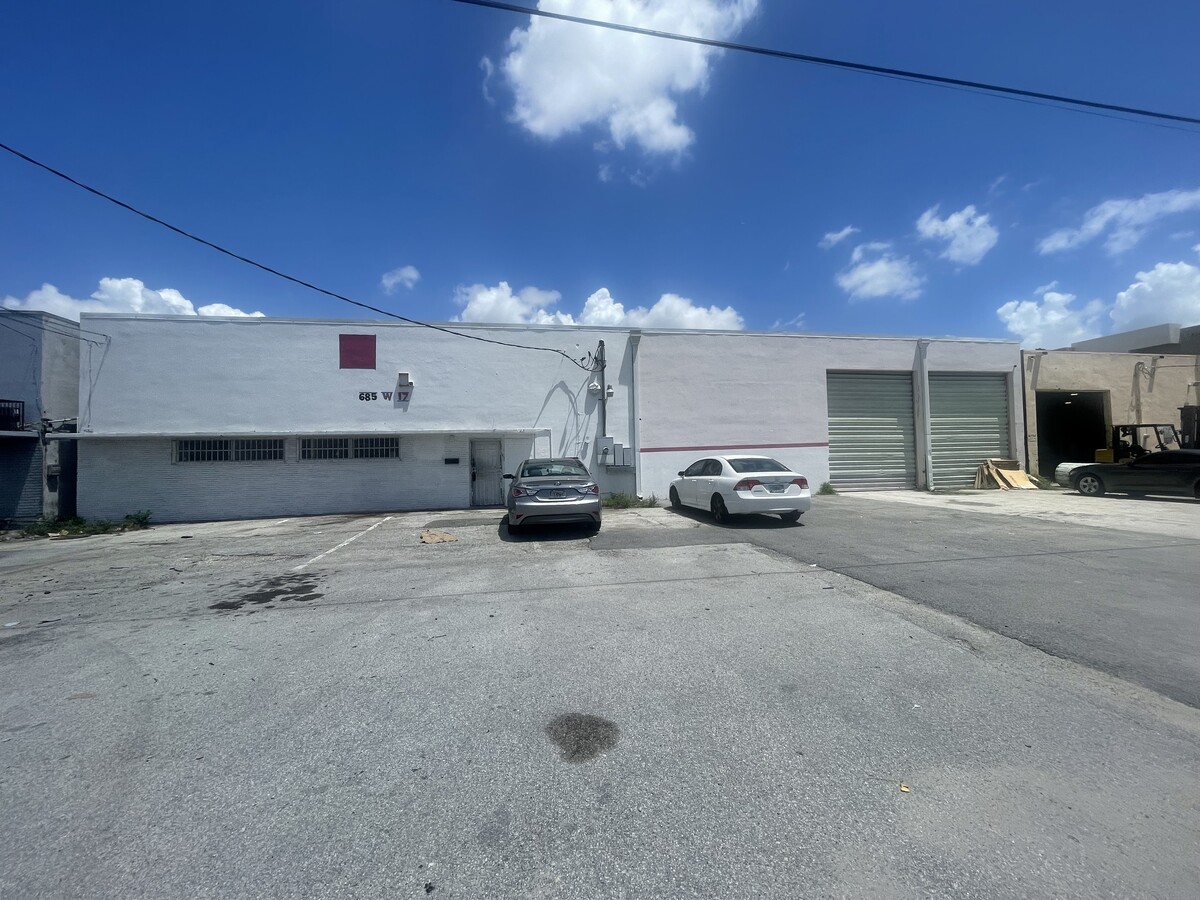 685 W 17th St, Hialeah, FL 33010 - Industrial for Sale | LoopNet