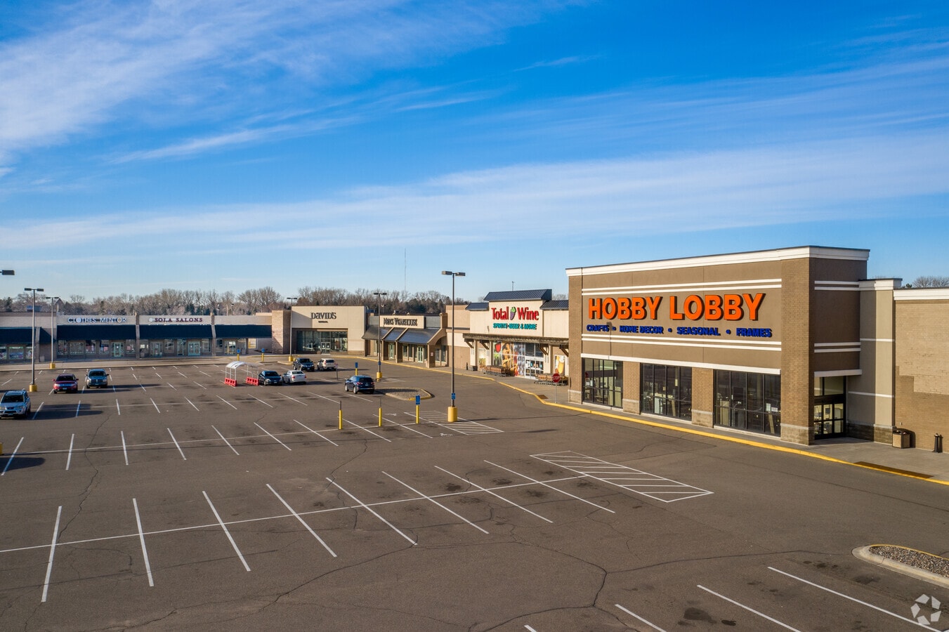 2401 N Fairview Ave, Roseville, MN 55113 Rosedale Marketplace