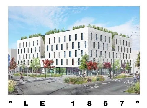 Retail in Périgueux for lease Building Photo- Image 1 of 3