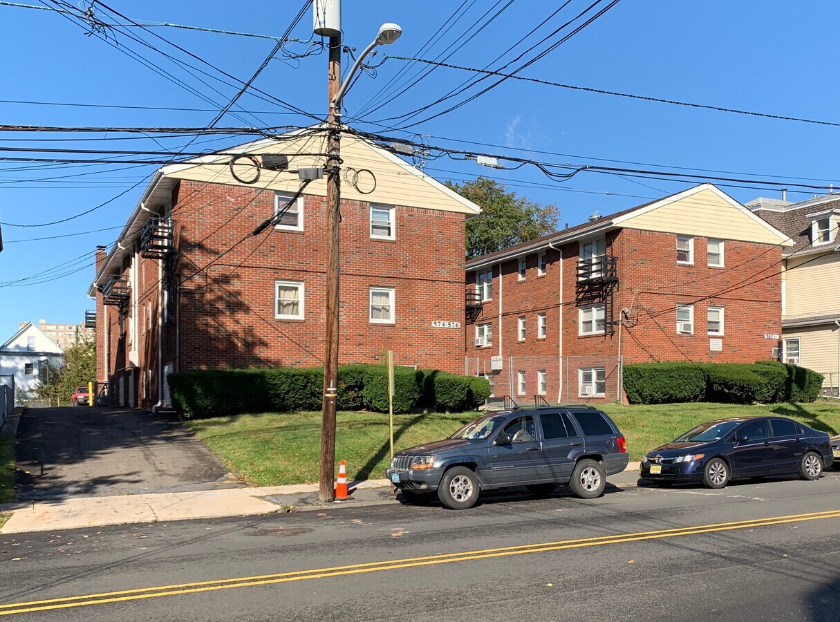 580 Jefferson Ave, Elizabeth, NJ 07201