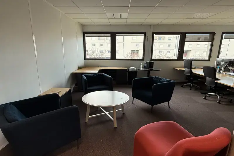 Office in Montpellier for lease Interior Photo- Image 1 of 5