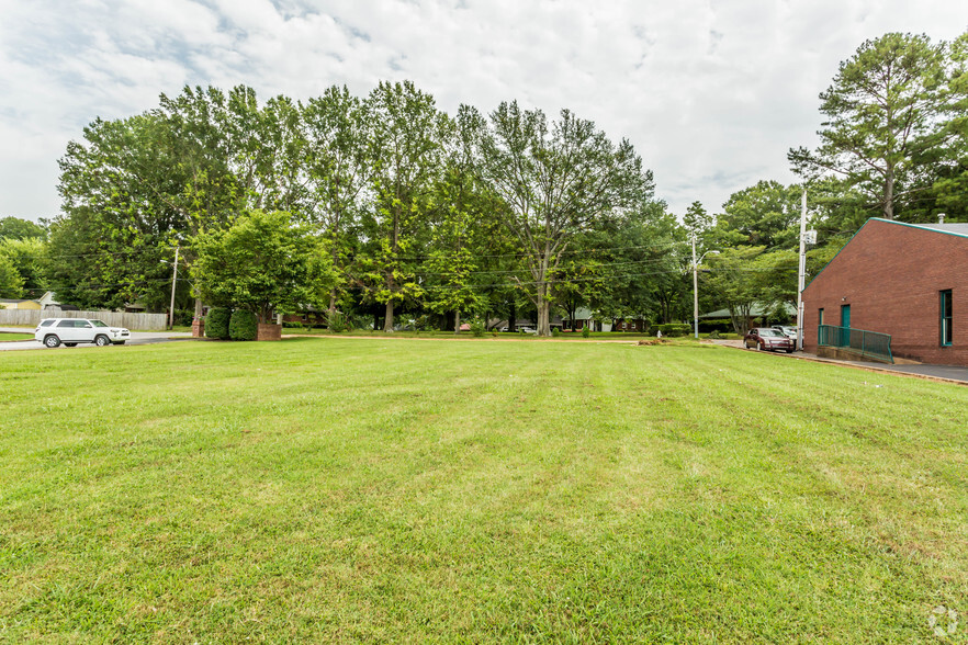 8130 Highway 51, Millington, TN for sale - Primary Photo - Image 1 of 5