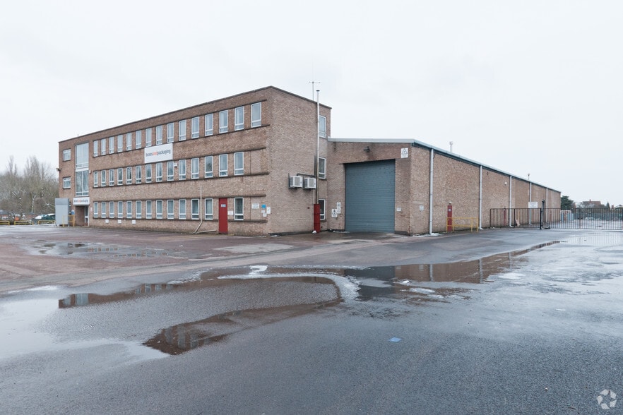 11 Uxbridge Rd, Leicester for lease - Building Photo - Image 2 of 2