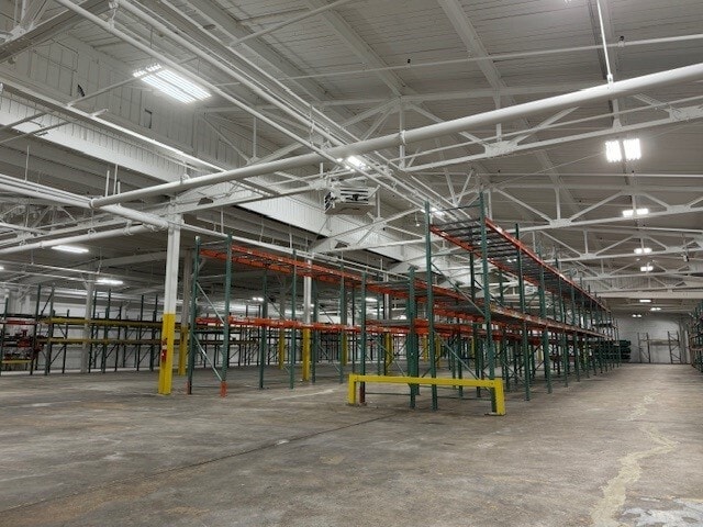 201 Kriebel Ave, Lansdale, PA for lease - Building Photo - Image 3 of 7