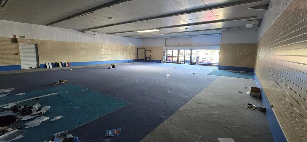 Retail in Champigny-sur-Marne for lease - Interior Photo - Image 3 of 9