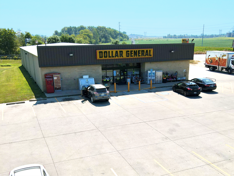 1940 S State Road 57, Oakland City, IN for sale - Primary Photo - Image 1 of 3