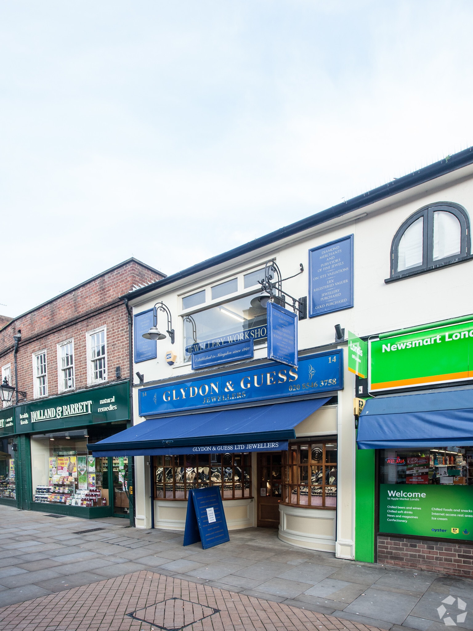 14 Apple Mark, Kingston Upon Thames for sale Building Photo- Image 1 of 1