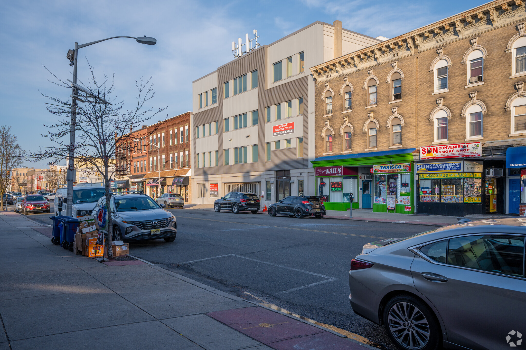 690 Broadway, Bayonne, NJ for sale Primary Photo- Image 1 of 14