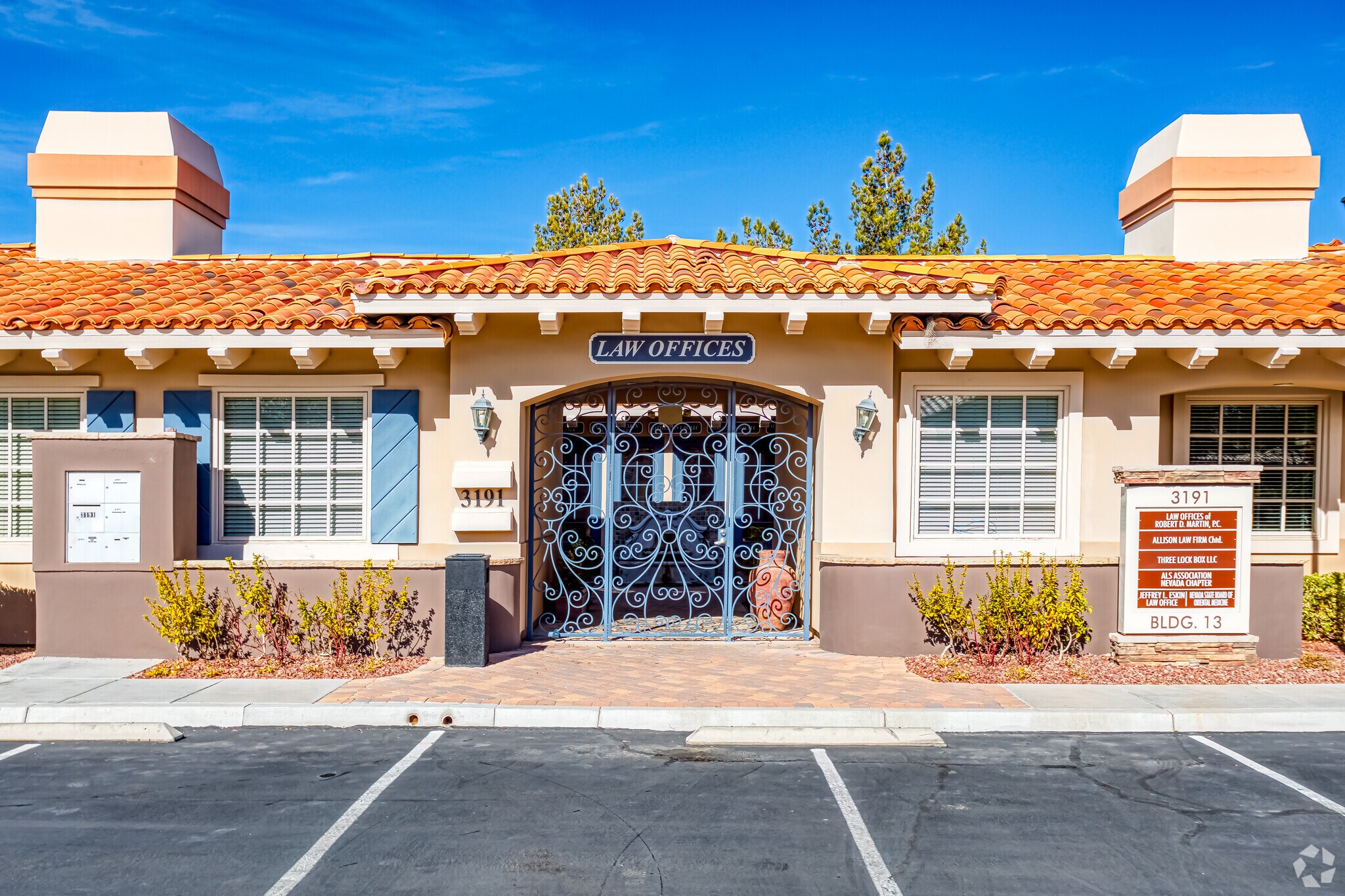 3191 E Warm Springs Rd, Las Vegas, NV 89120 Bldg 13Longford Plaza II