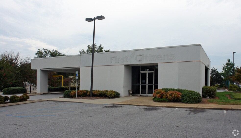 3120 White Horse Rd, Greenville, SC 29611