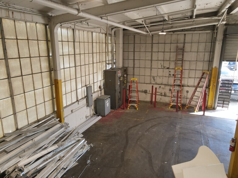 3850 Santa Fe Ave, Vernon, CA for lease - Building Photo - Image 2 of 55