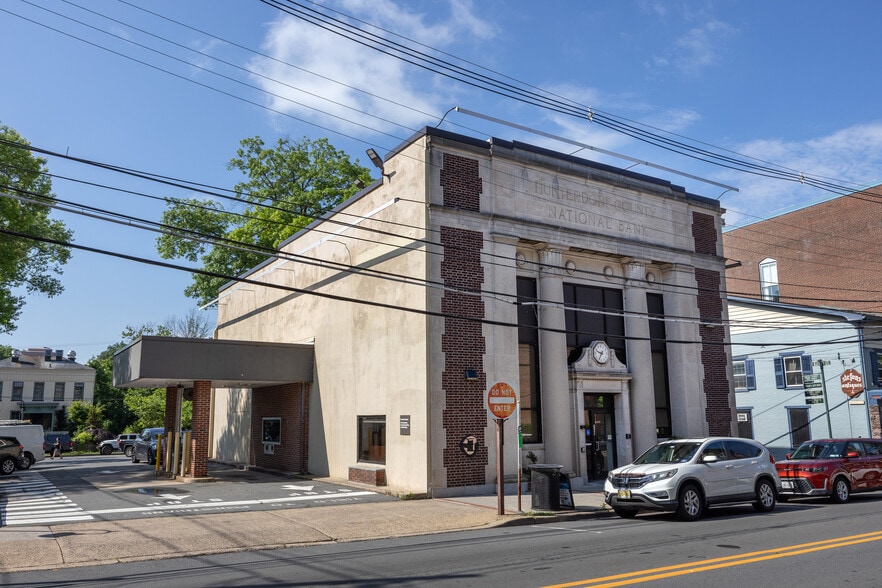 33 Bridge St, Lambertville, NJ for lease - Building Photo - Image 2 of 4