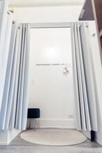 1728 W Division St, Chicago, IL for lease Interior Photo- Image 1 of 6