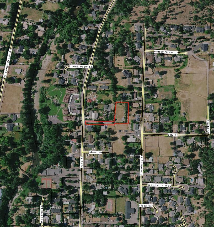 Pine, Rogue River, OR for sale Primary Photo- Image 1 of 1