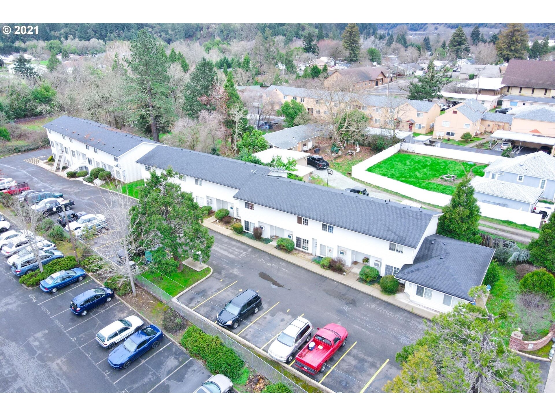 700 NE Johnson St, Myrtle Creek, OR for sale Primary Photo- Image 1 of 1