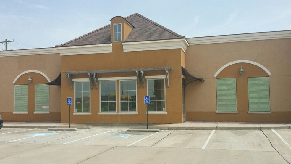 1516 Chemin Metairie Rd, Youngsville, LA 70592