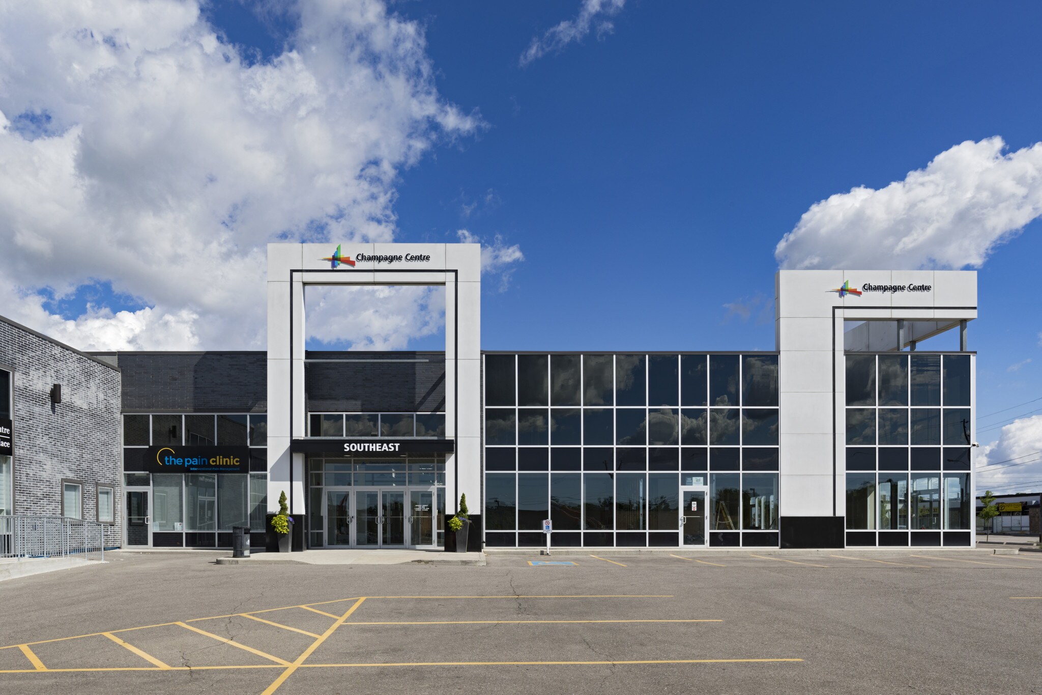 2 Champagne Dr, Toronto, ON M3J 2C5 Champagne Centre 2 Champagne Dr, Toronto, ON M3J 2C5 Champagne Centre